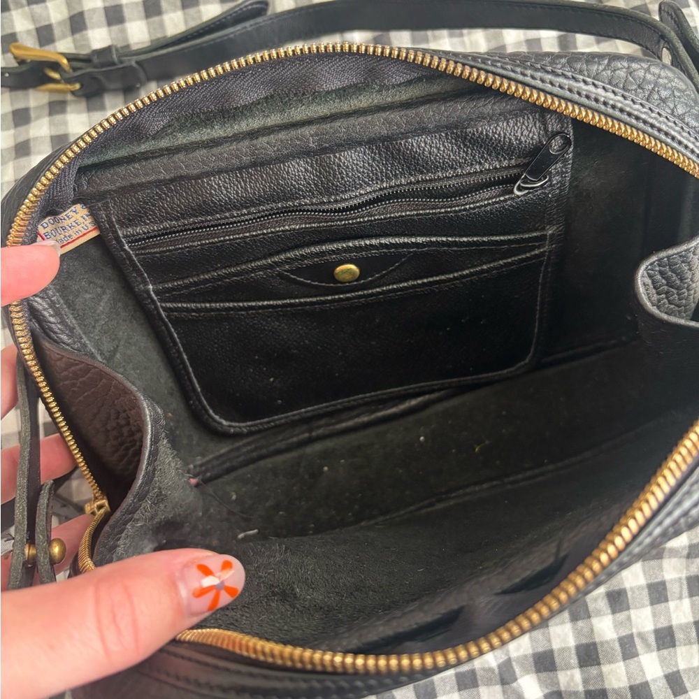 Dooney & Bourke Black Leather Crossbody Bag - Picture 3 of 7